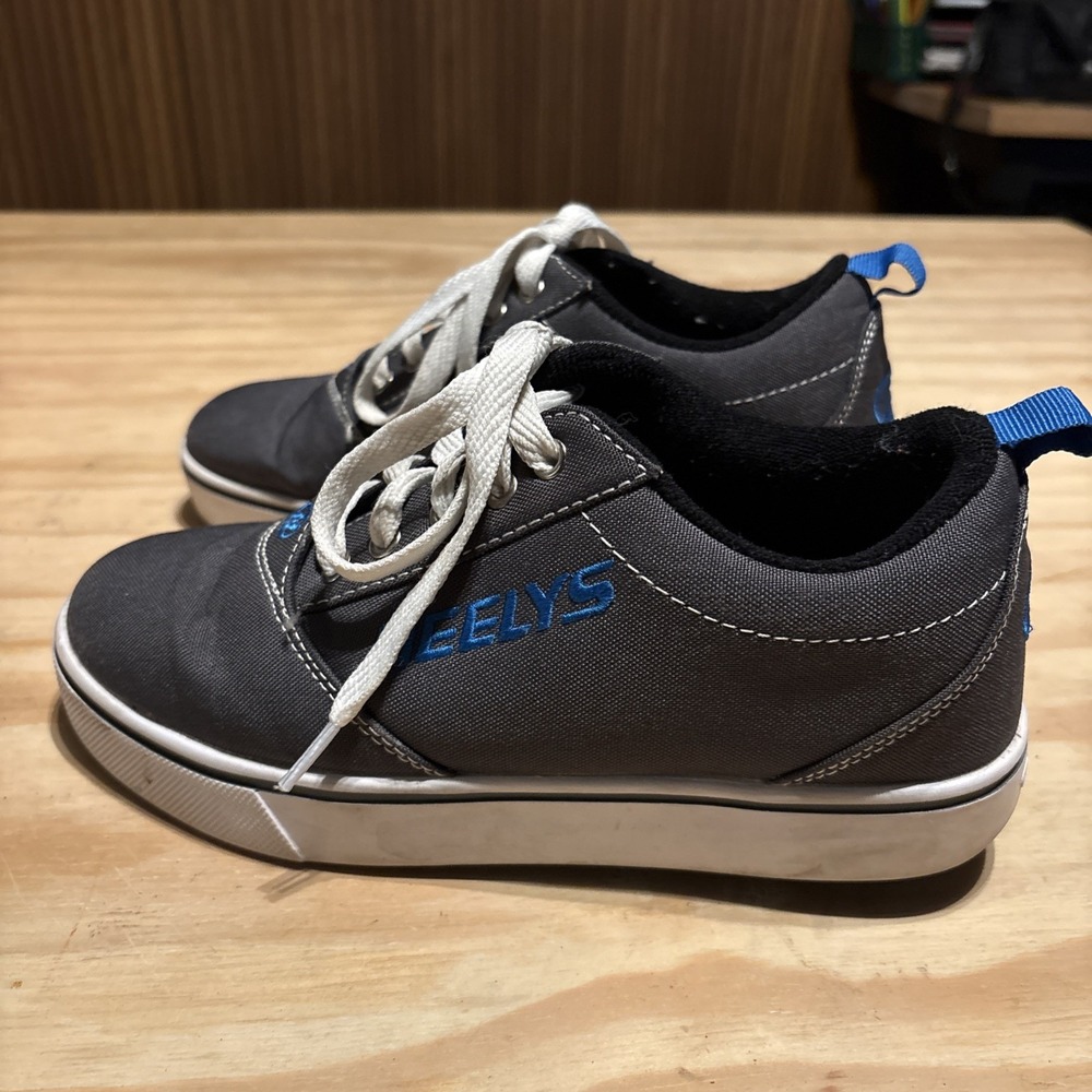 VTG HEELYS Youth Gray Shoes Sz 5 Sole Roller Skate Y2K
